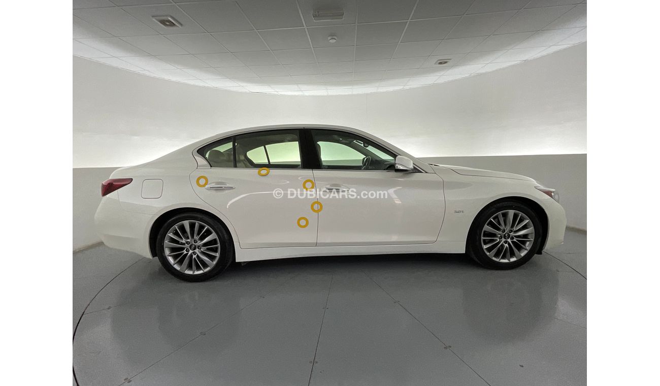 Infiniti Q50 Premium / Luxe