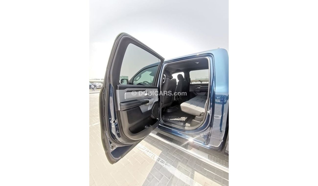 RAM 1500 Dodge RAM Bighorn - 2021 - Dark Blue
