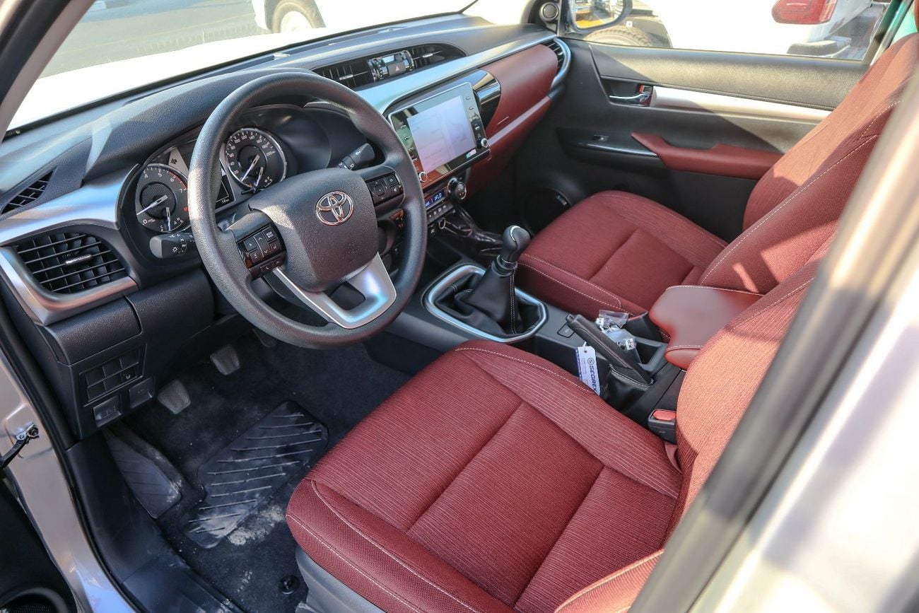 Toyota Hilux GL Toyota Hilux (TGN121) 2.7L pick up 2026 RWD manual push start