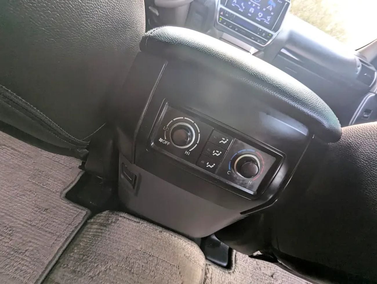 تويوتا برادو VXR | GCC Specs | V6 4.0L | Full Option | Excellent Condition