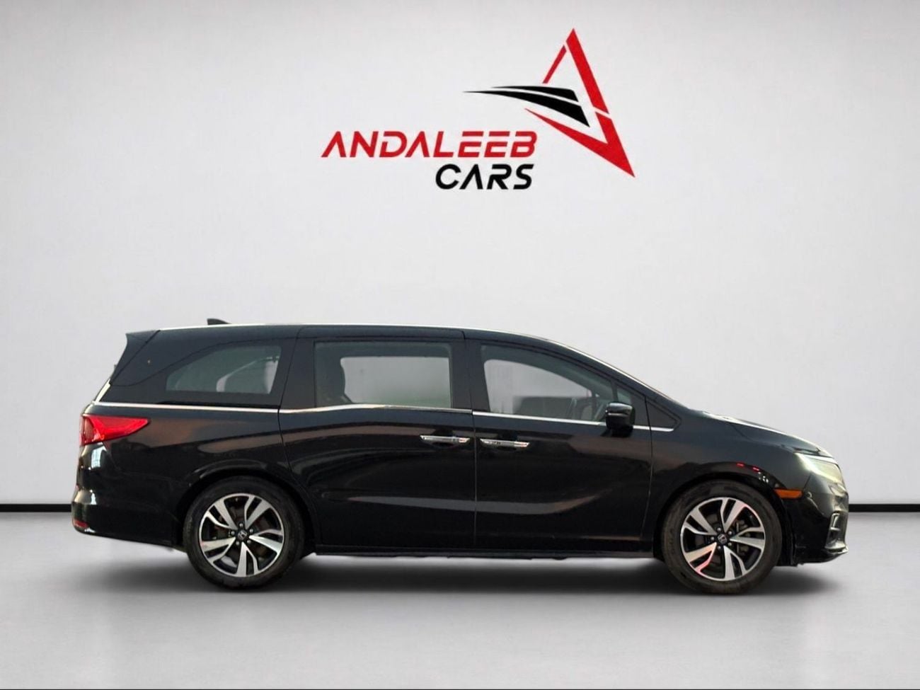 Honda Odyssey AED 698 P.M | 0% DOWN PAYMENT | HONDA ODYSSEY TOURING | 3.5L V6 | 2019 | GCC SPECS