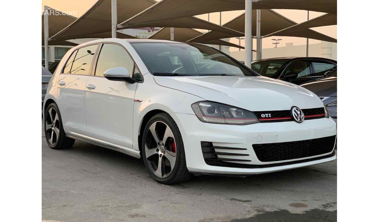 فولكس واجن جولف فولكس واجن جولف GTI موديل 2015 بانوراما خليجي فل أوبشن بدون حوادث