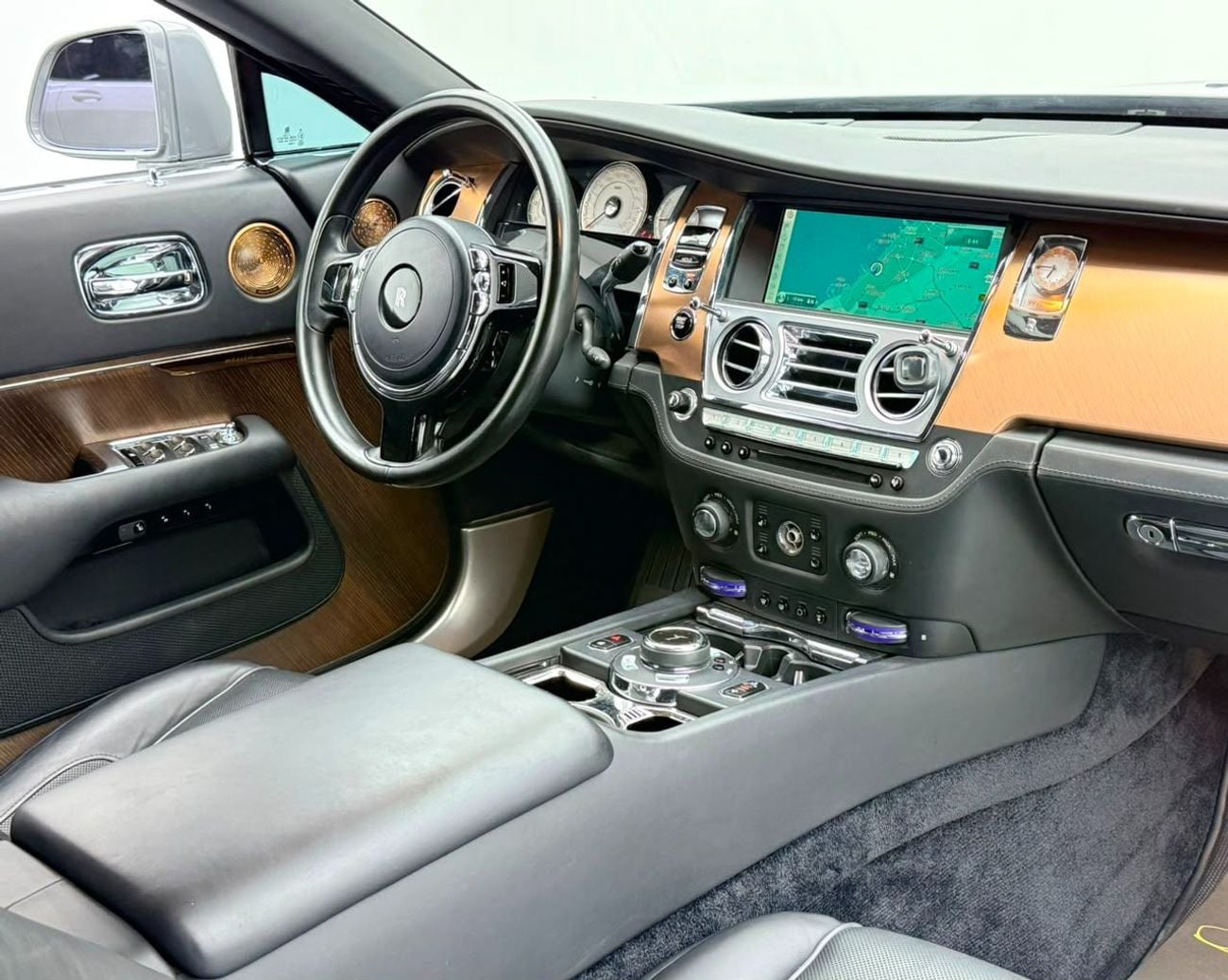 Rolls Royce Wraith STD 2016 Rolls Royce Wraith Special Edition, Full Service History, Excellent Condition, GCC