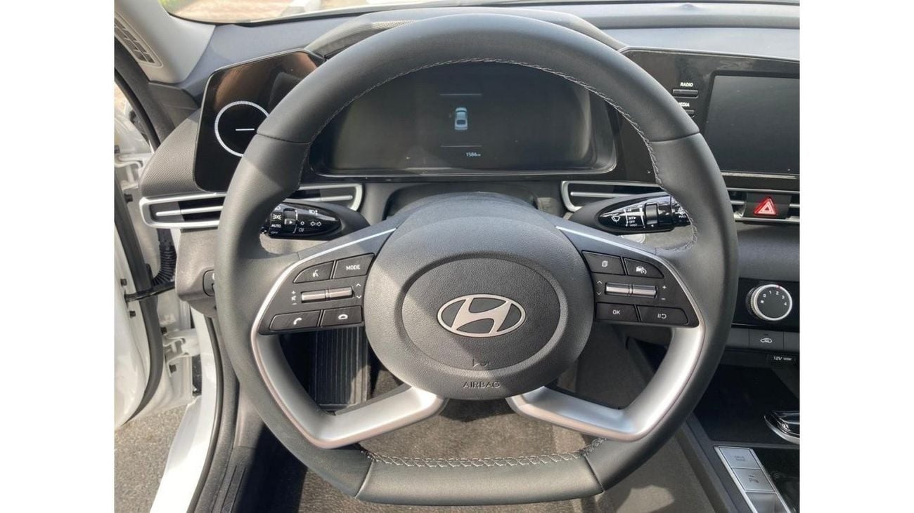 Hyundai Elantra HYUNDA ELENTRA 1.5L MY2024