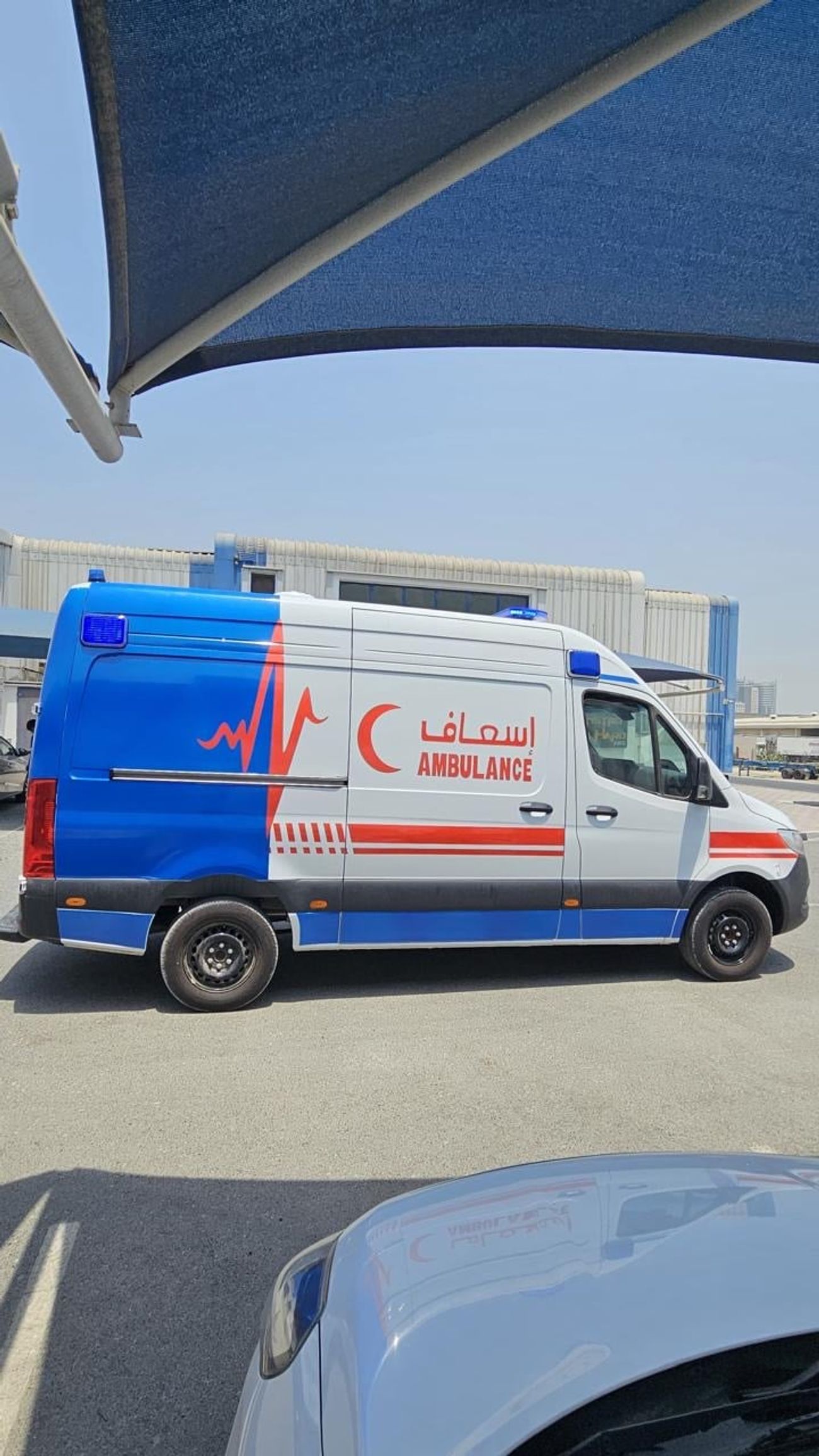 مرسيدس بنز سبرينتر Mercedes Benz Sprinter Ambulance