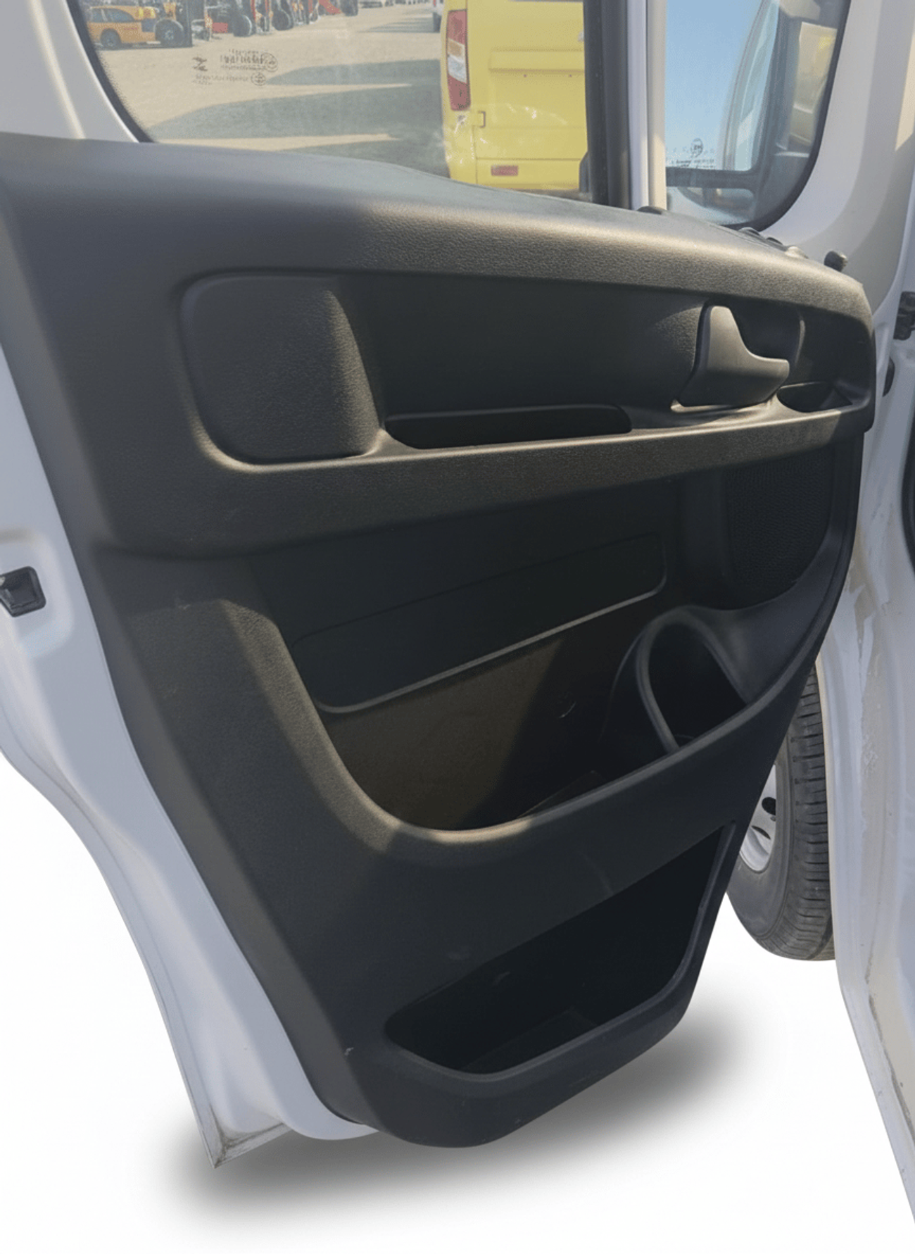 بيجو بوكسر PEUGEOT BOXER2.2L -L2H2TURBO BLUE HDi MY26