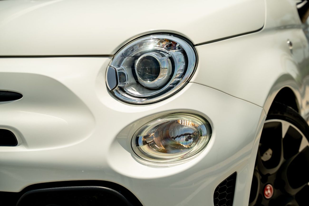 أبارث 595 Competizione Agency Warranty Full Service History 2021 GCC 1.4L Turbo 4 Cylinders