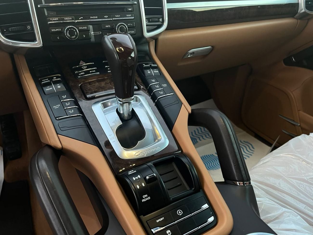 Porsche Cayenne STANDARD