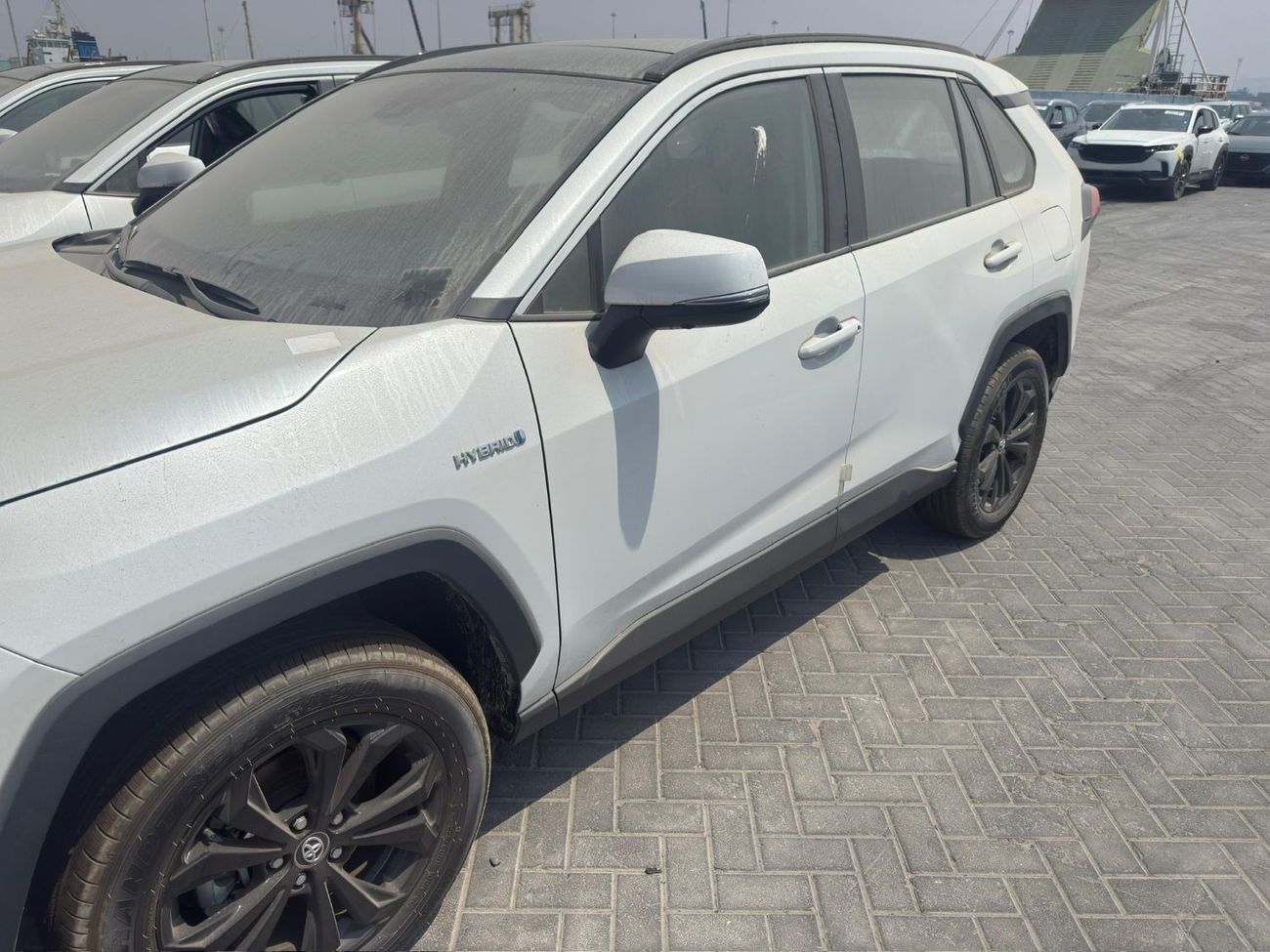 تويوتا راف ٤ 2.5L HEV 4WD Elite Plus