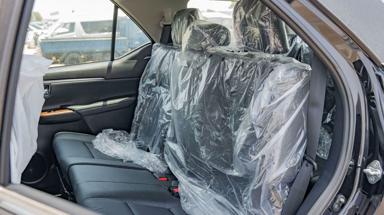 Toyota Fortuner 2025 Toyota Fortuner 4.0L Petrol Full Option - GCC