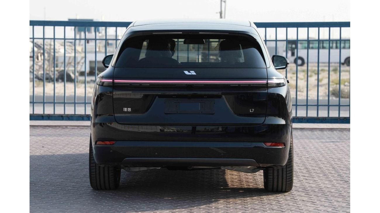 لي اوتو L7 2024 Li Auto L7 ULTRA 1.5 Plug-in Hybrid - أسود من الداخل أسود وبرتقالي | للتصدير فقط