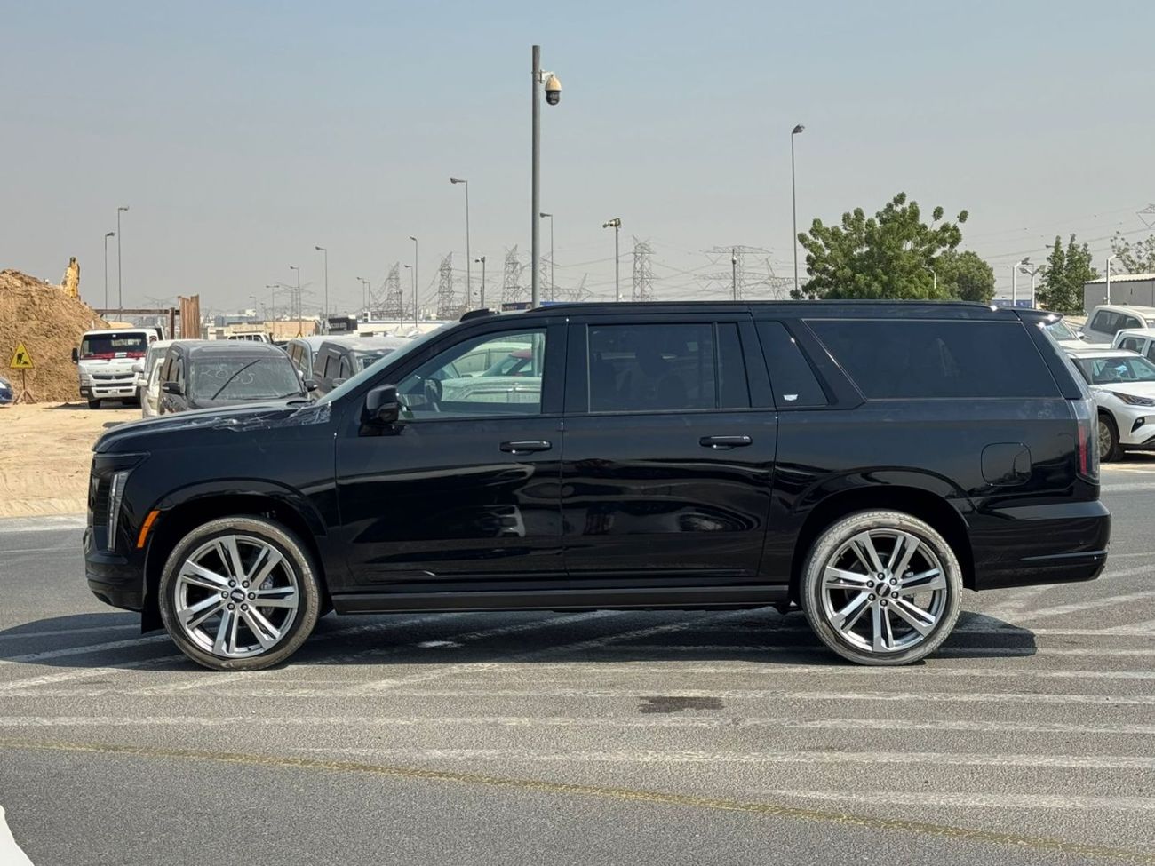 Cadillac Escalade 2025 Cadillac Escalade 6.2L V8 ESV Sport Platinum Executive Canadian Spec