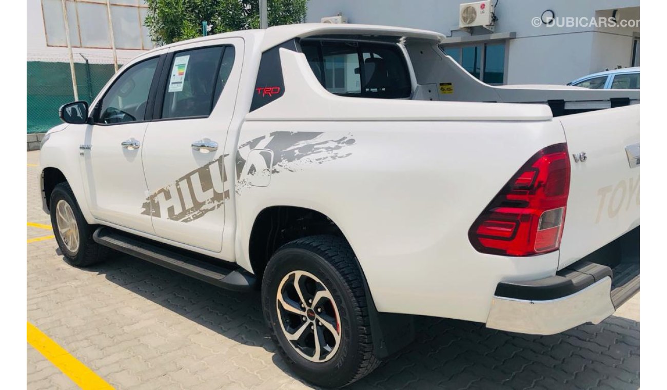 تويوتا هيلوكس 4.0l Petrol V6 TRD Double Cab pickup Automatic 2020 for Export only-Call now!