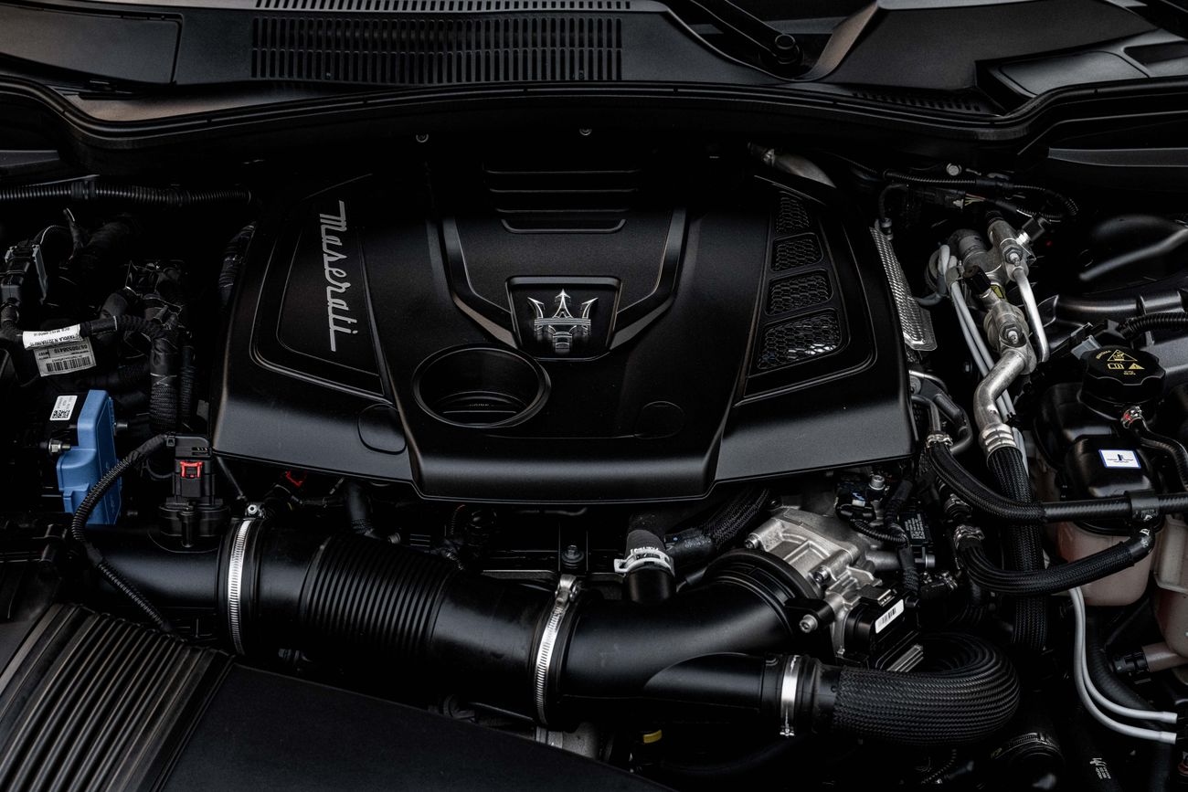 مازيراتي جيبلي Ghibli GT Hybrid | 2,644 P.M | 0% Downpayment | Excellent Condition!