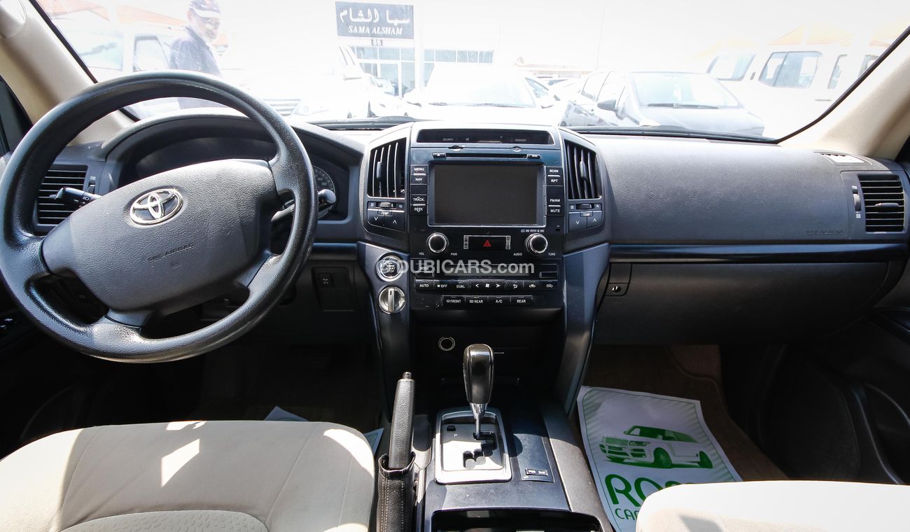 تويوتا لاند كروزر GXR V8