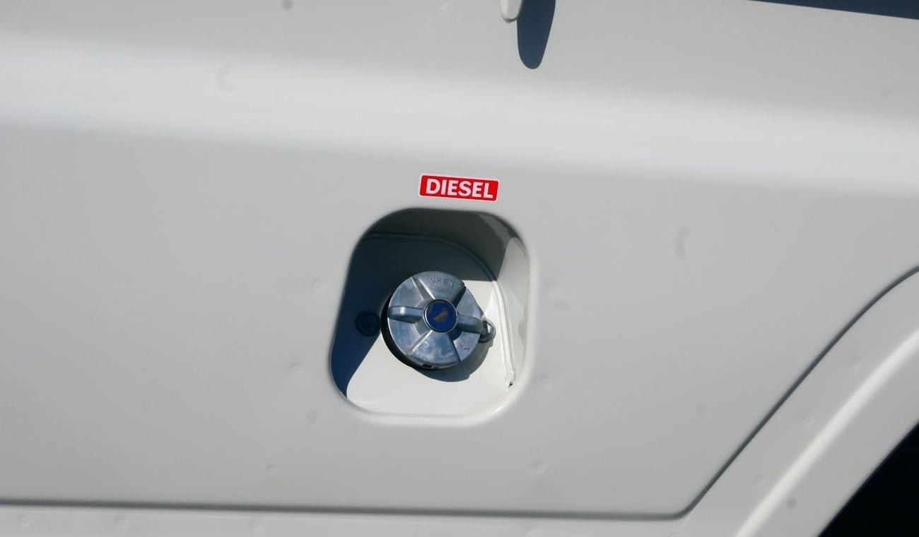 تويوتا لاند كروزر بيك آب Toyota Land Cruiser Single Cab 2024 Diesel 2.8L