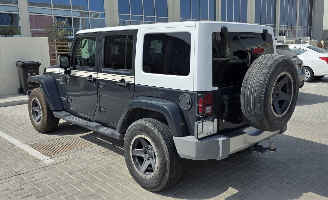 جيب رانجلر أنليميتد SAHARA