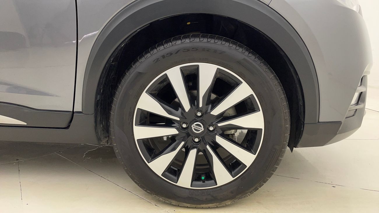 Nissan Kicks SV 1.6 | Zero Down Payment | Home Test Drive