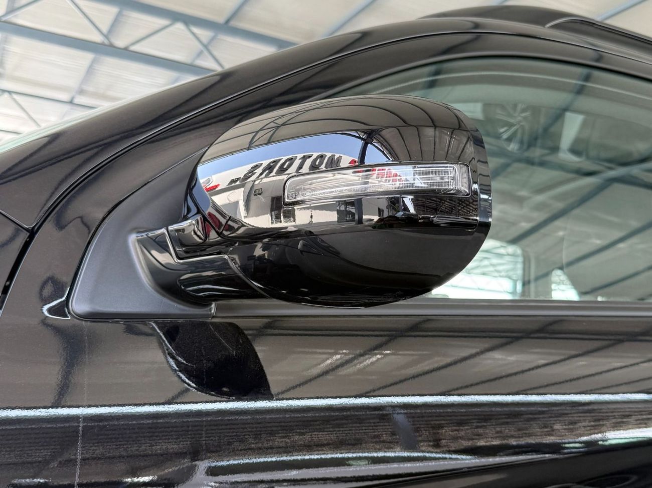 Mitsubishi ASX ASX LUXURY 2.0 4WD **EXPORT ONLY**التصدير فقط خارج الخليج***