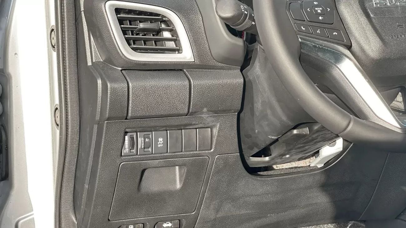 Isuzu DMax ⦁	ISUZU D-Max 1.9 Ddi DC 4x4 PWR A/W LS High Specs AT 2025 • Diesel • Automatic