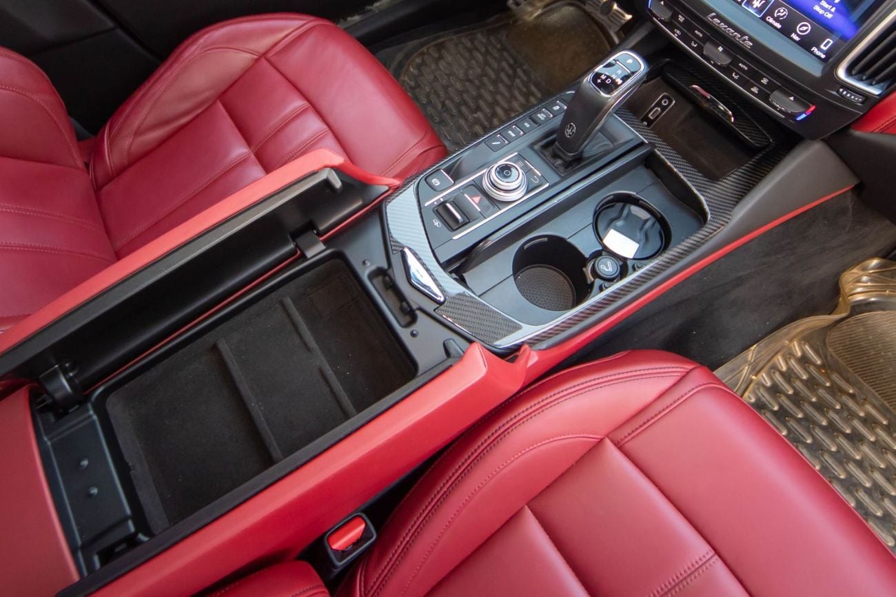 Maserati Levante Std 3.0L (345 HP)