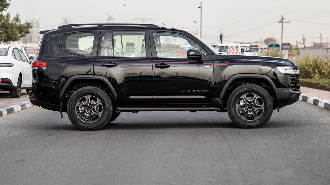 تويوتا لاند كروزر GRS 3.5L - Attitude Black-GR-S Black Inside Dark Red | Export Only