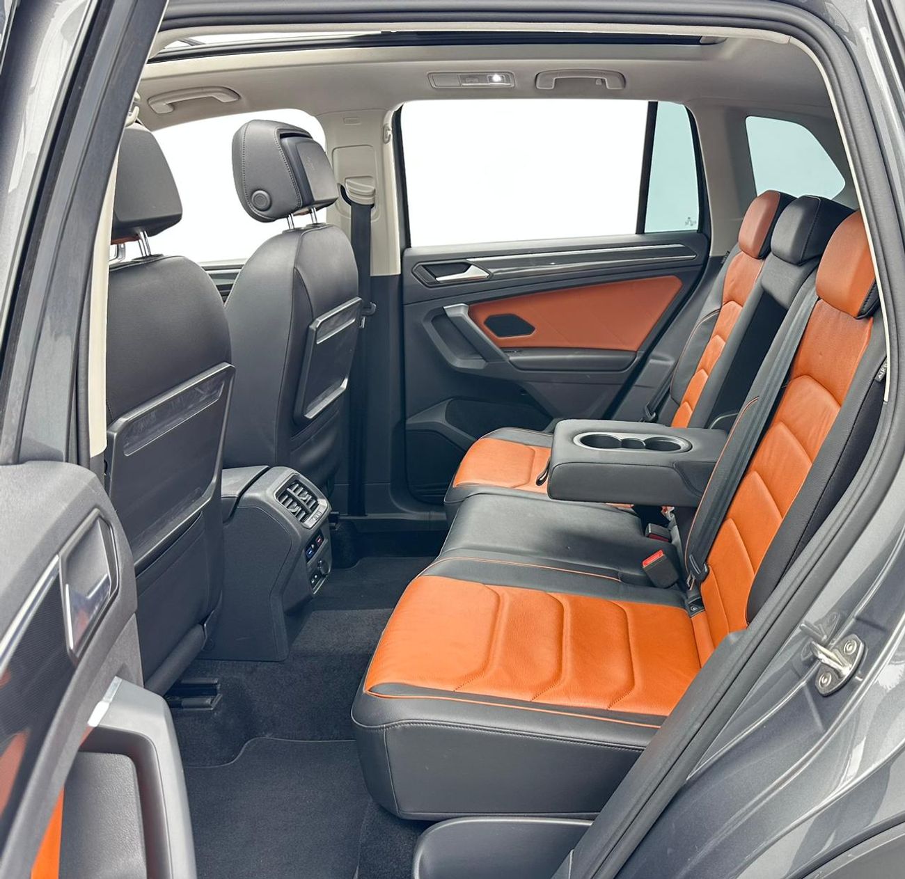 Volkswagen Tiguan 2020 Volkswagen Tiguan, 1 Year Unlimited KM Warranty, Full Service History, GCC