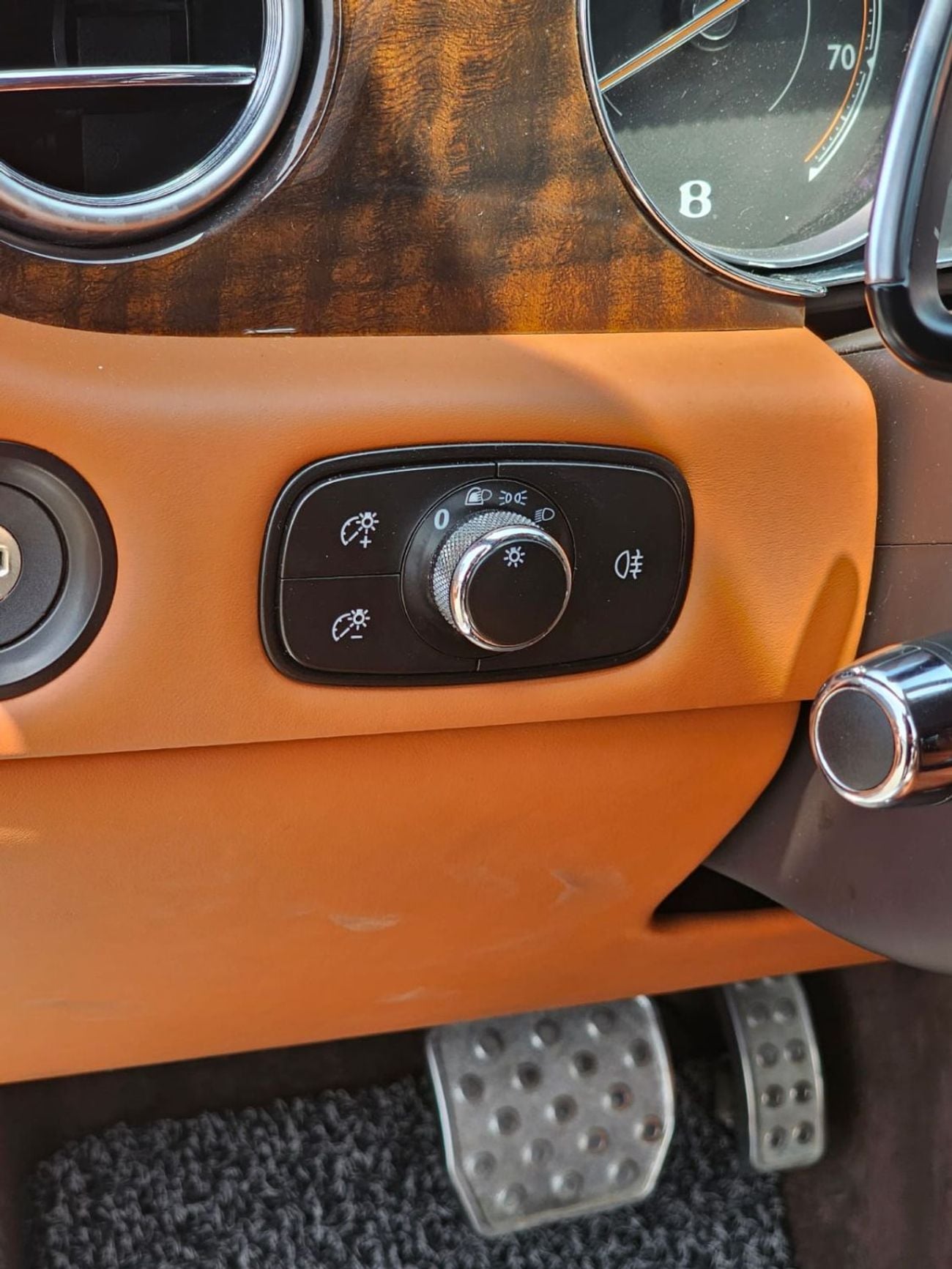 بنتلي كونتيننتال Flying Spur 6.0L