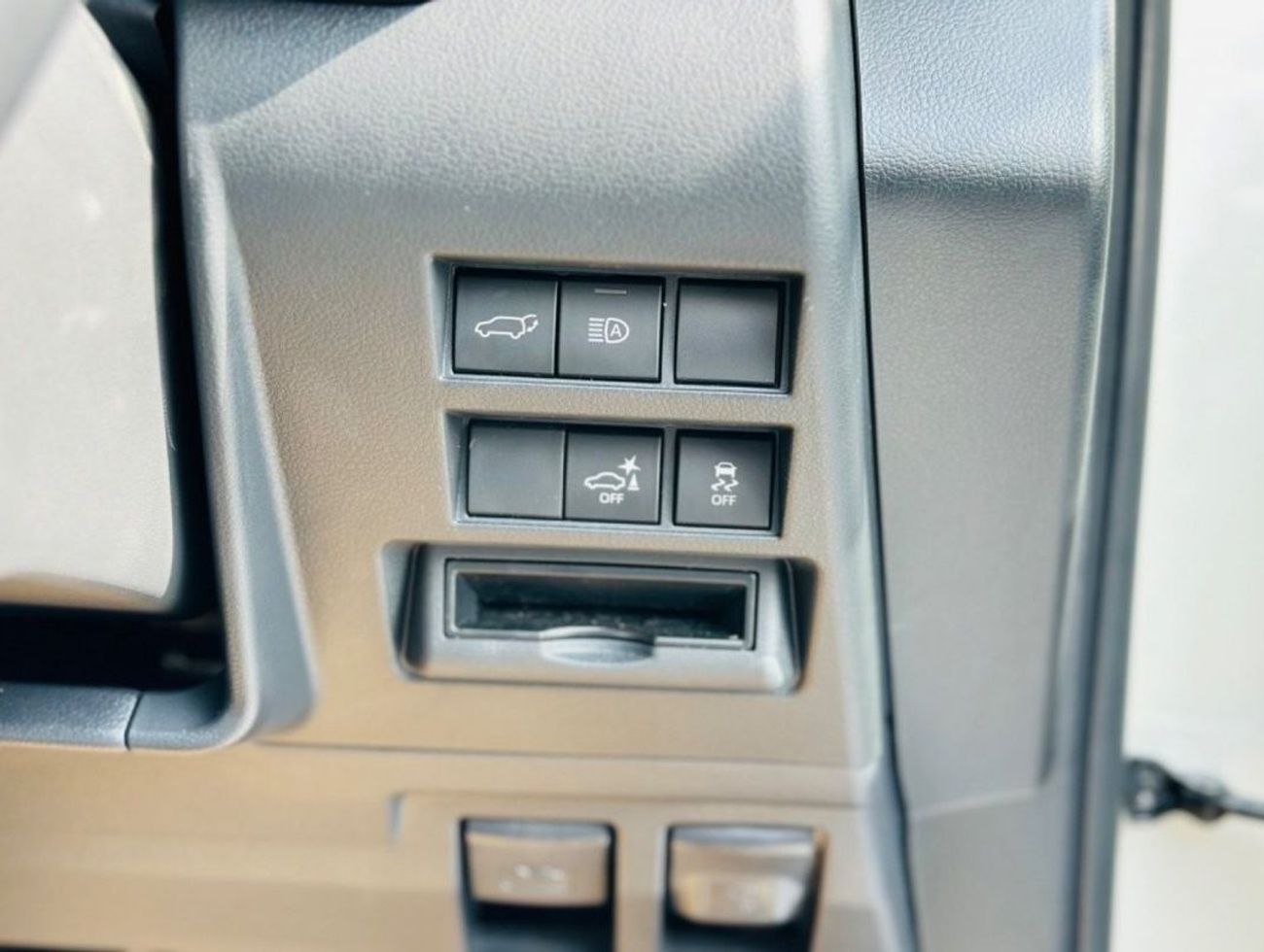 Toyota Land Cruiser Lc 300 sahara top of the range