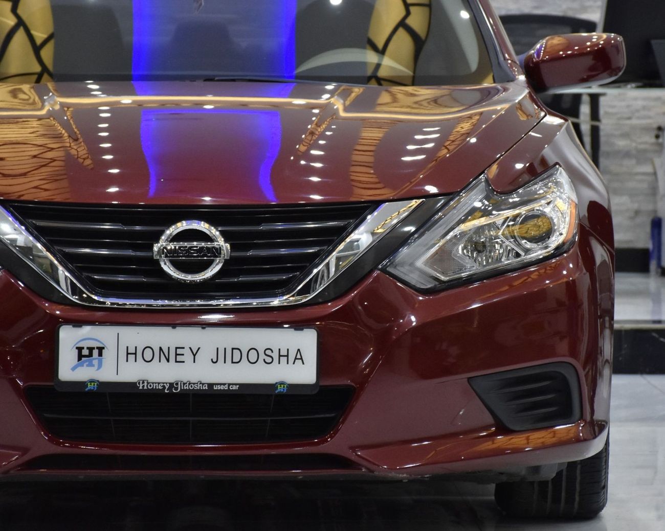 نيسان ألتيما EXCELLENT DEAL for our Nissan Altima ( 2017 Model ) in Red Color American Specs