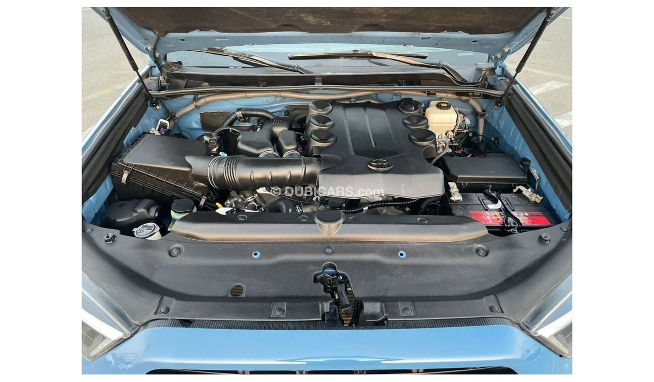 Toyota 4Runner *Best Offer* 2018 Toyota 4Runner 4x4 TRD Off Road Pro With Special Rare Blue Color / EXPORT ONLY