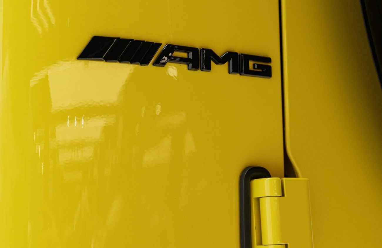 Mercedes-Benz G 63 AMG 4.0L V8 Twin-Turbocharged Engine + eMotor