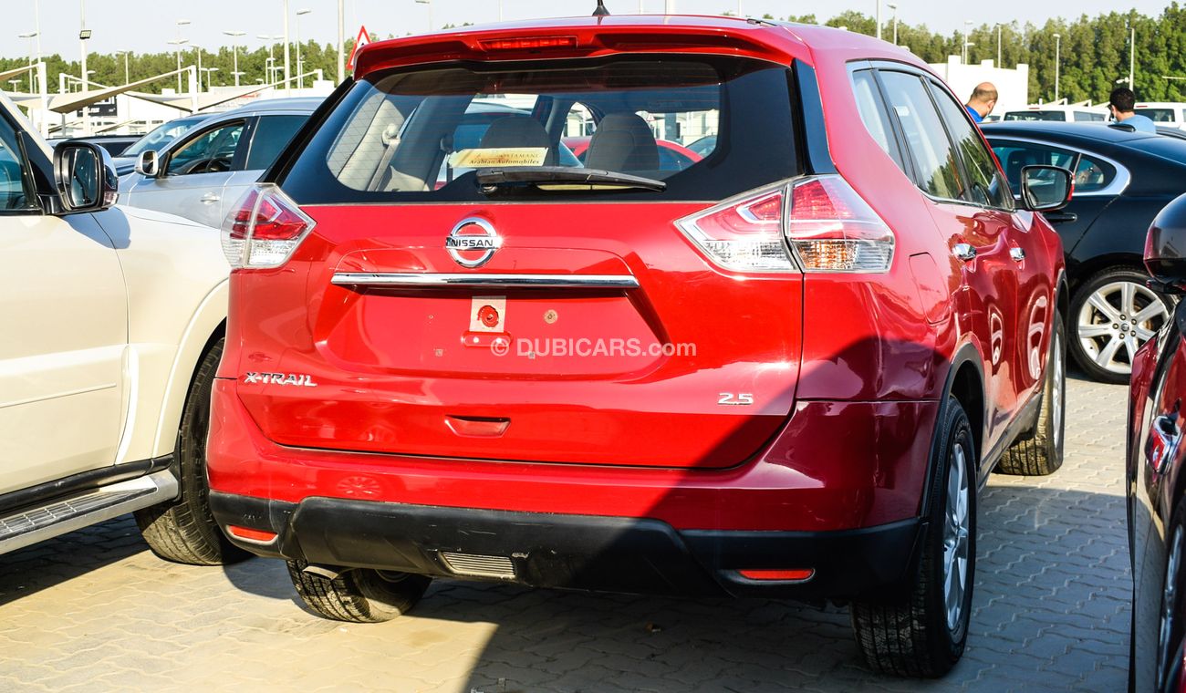 Used Nissan XTrail 2.5 2015 for sale in Dubai 359618