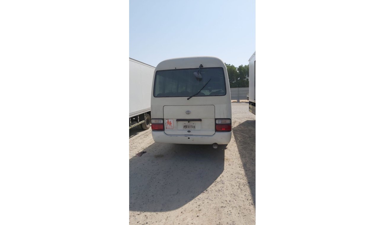 تويوتا كوستر Toyota coaster 30 seater bus Diesel, model:2005. Excellent condition