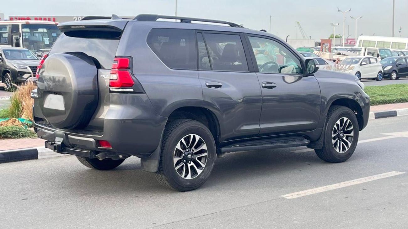 تويوتا برادو TXL 2.8L Top of the option Diesel Engine RHD 4WD V4 Automatic Gear SUV 7 Seats 5 Doors
