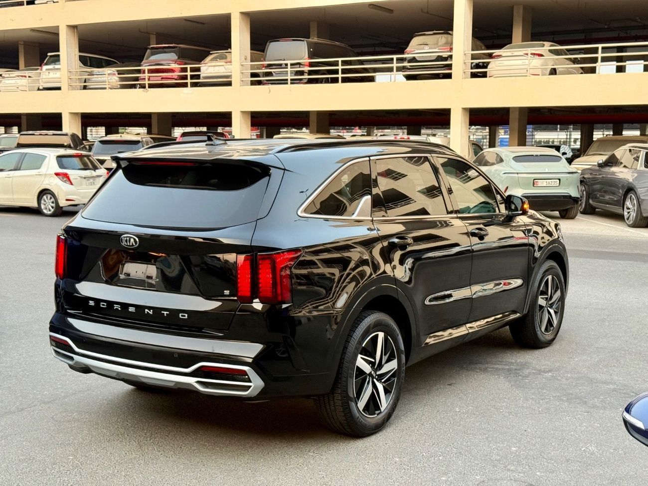 Kia Sorento Top 2.4L AWD 2021 LIMITED 2.4 FULL OPTION 7 SEATS US SPEC