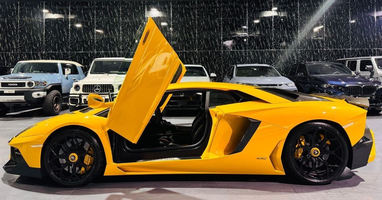 لامبورغيني أفينتادور 6.5L V12 2014 Lamborghini Aventador LP 700-4 GCC