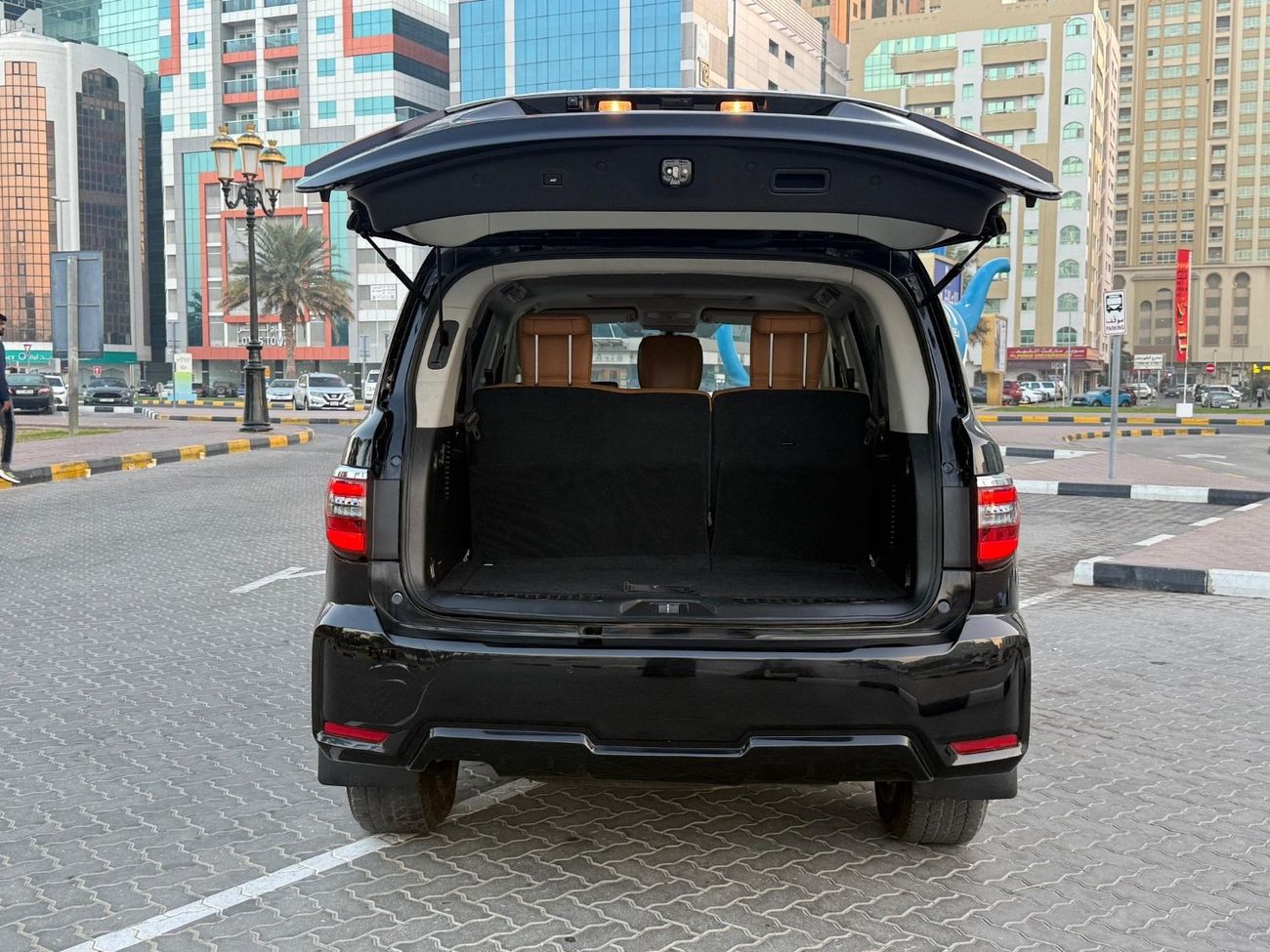 نيسان باترول سوبر سفاري Y62 Ti-L Right Hand Drive