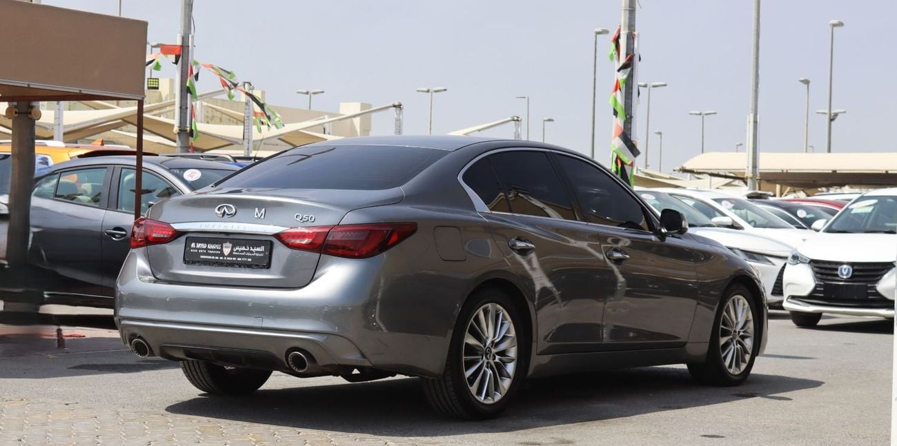 Infiniti Q50 Luxe 3.0L Infiniti Q50 - 2021  - GCC- Full Option - Accident-Free - 6(V) - 3.0L - Excellent Conditio