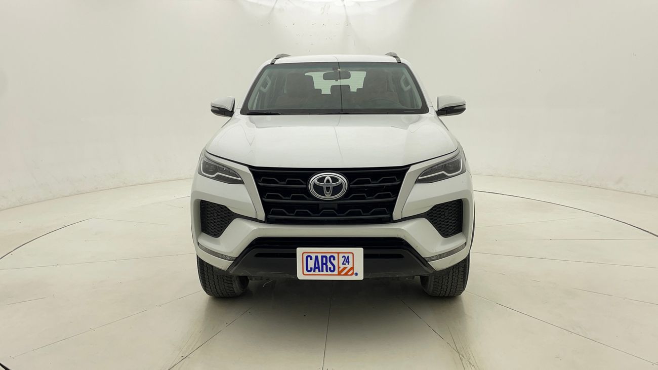 تويوتا فورتونر EXR 2.7 | بدون دفعة مقدمة | اختبار القيادة في المنزل