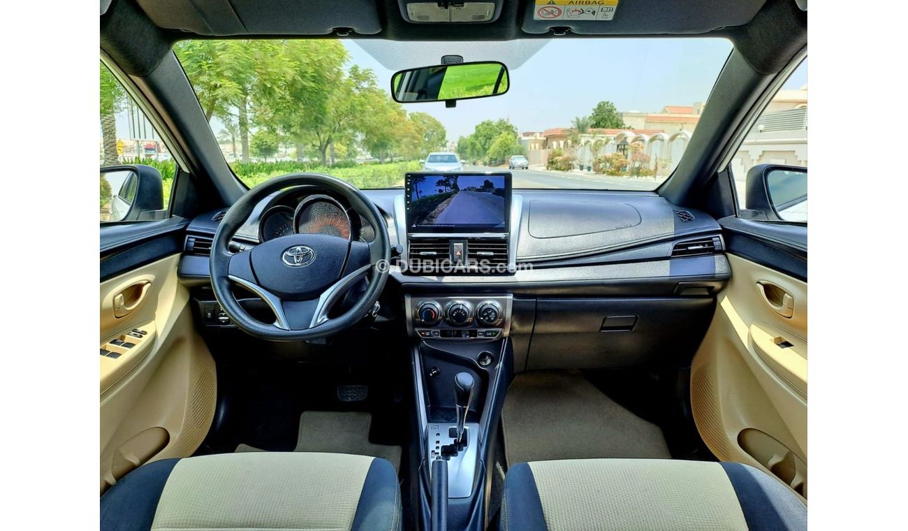 تويوتا يارس SE