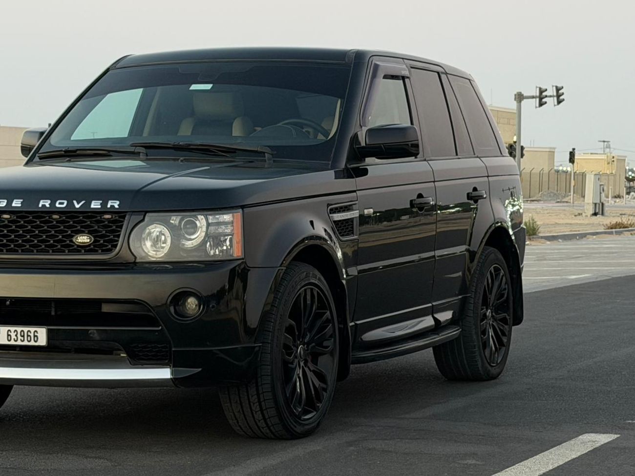 Land Rover Range Rover Sport in excellent condition.