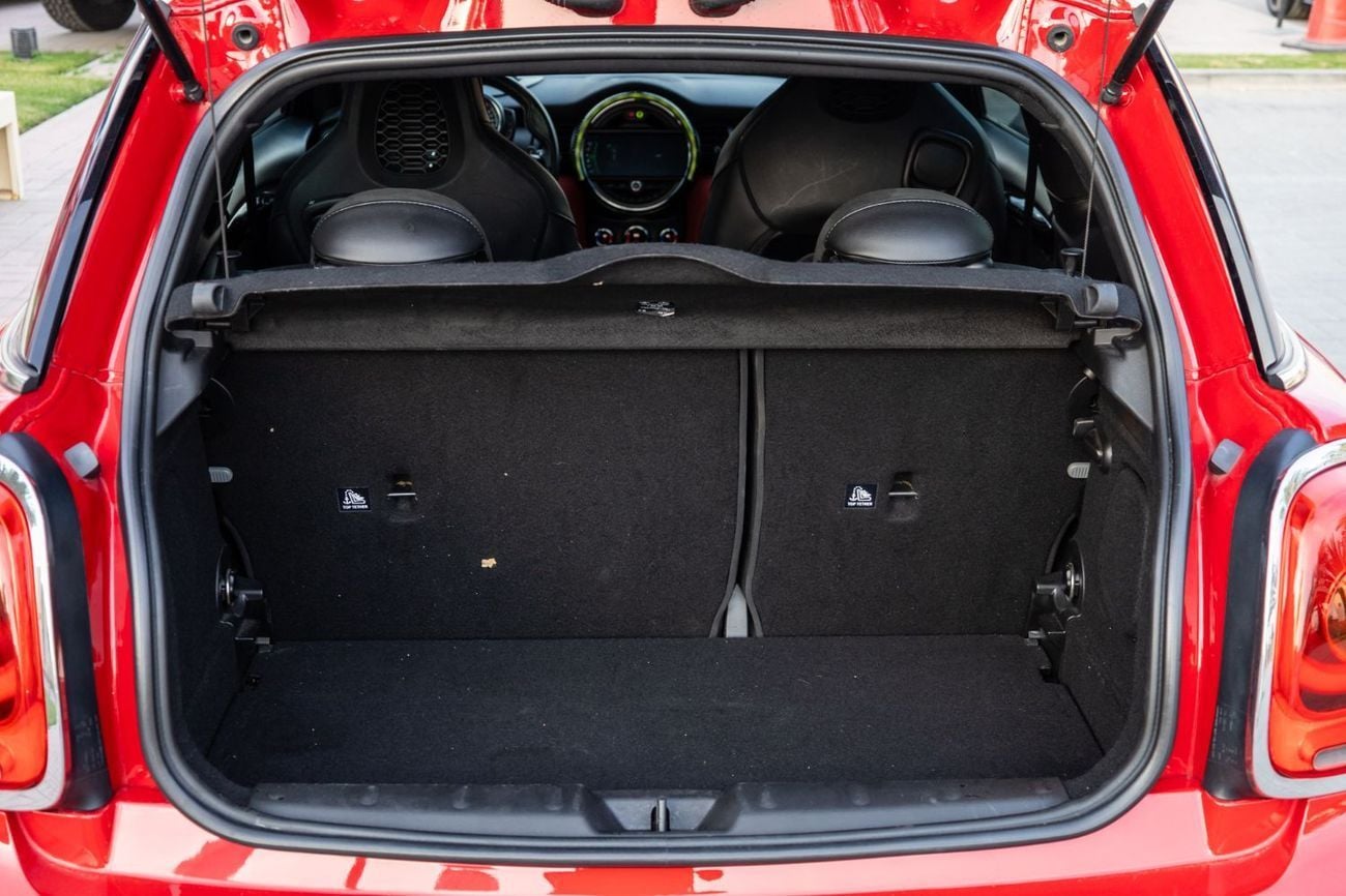 Mini Cooper John Cooper Works 2.0L (231 HP)