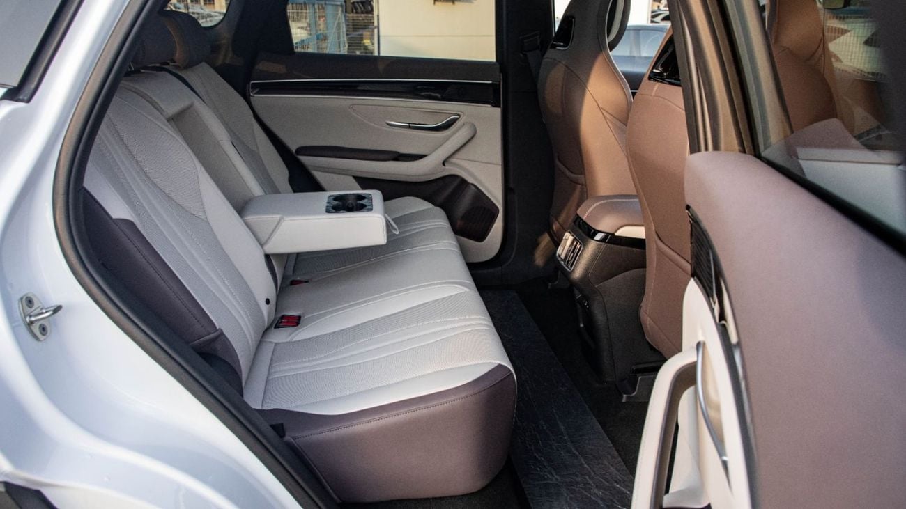بي واي دي سونغ بلس FWD DM-i 112KM Premium Edition | For Local Registration +10%