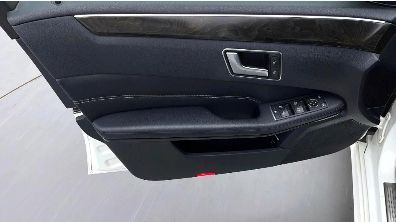 Mercedes-Benz E200 4-cylinder engine, producing 181 hp to 208 hp