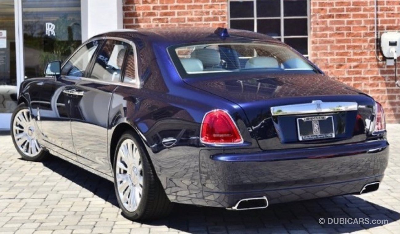 Rolls-Royce Ghost Two-Tone Full Option with Air Freight Included (US Specs) (Export)