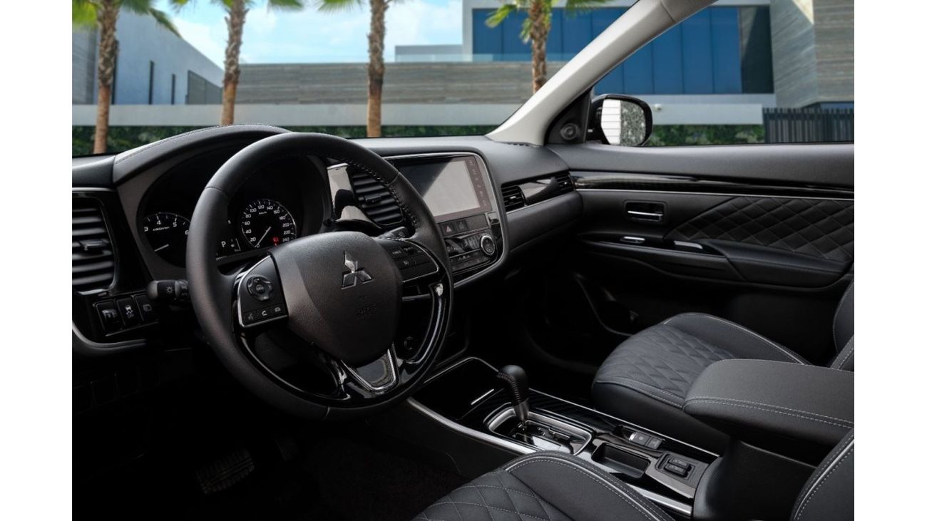 Mitsubishi Outlander Enjoy 5 seater | 1,430 P.M  | 0% Downpayment | Excellent Condition!