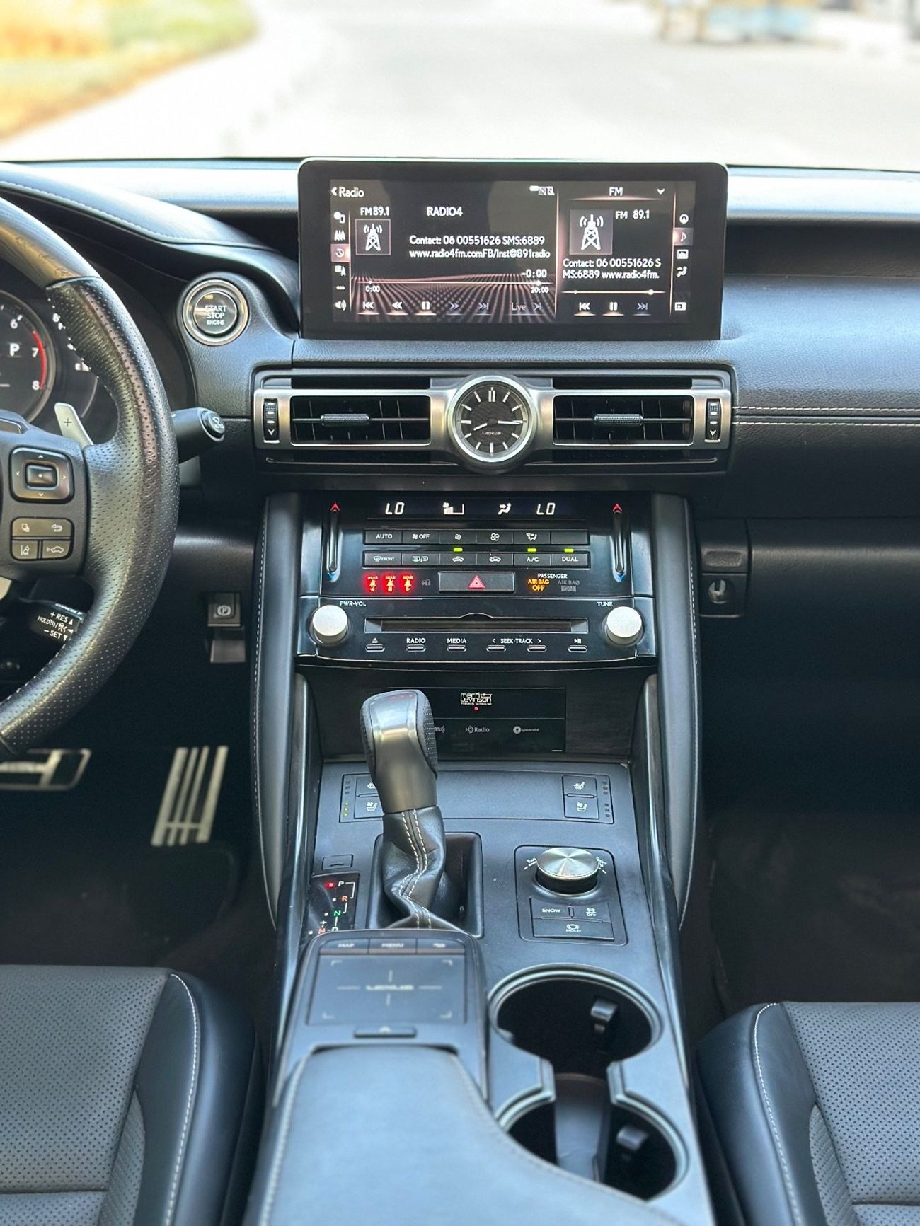 Lexus IS350 F Sport Platinum AWD 3.5 L | Cooling and heating seats | Radar, Road Assist system | Full option