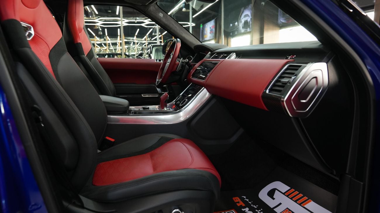 Land Rover Range Rover Sport SVR