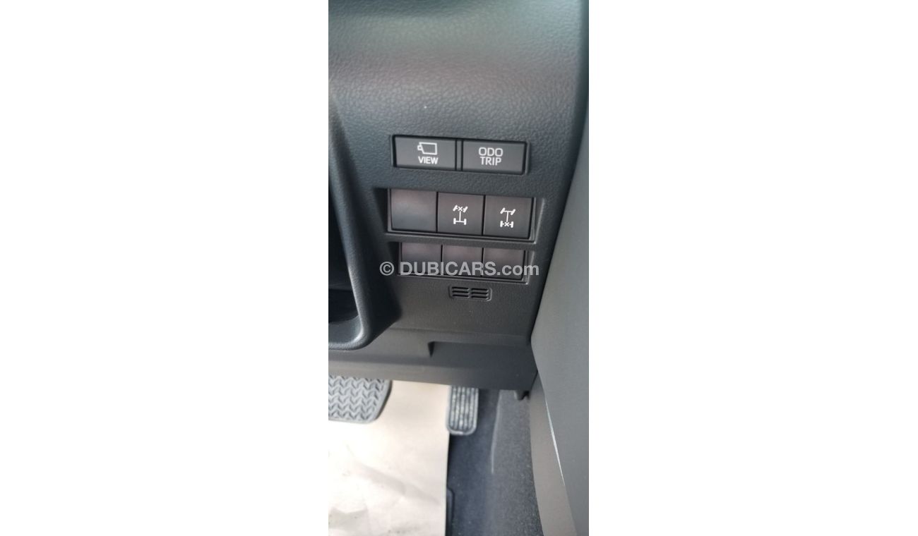 Toyota Land Cruiser 2023 Toyota Land Cruiser 3.3L Diesel VX+